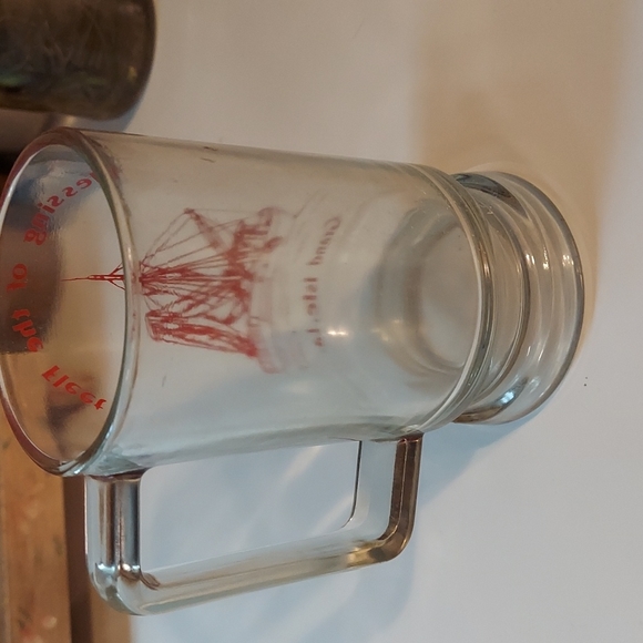 Grand Isle, Louisiana Blessing of the Fleet Glass Mug - Picture 4 of 10